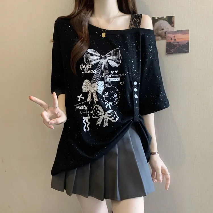 胖MM2025夏季新款露肩蕾丝宽松少女体恤纯欲慵懒风独特漂亮小衫