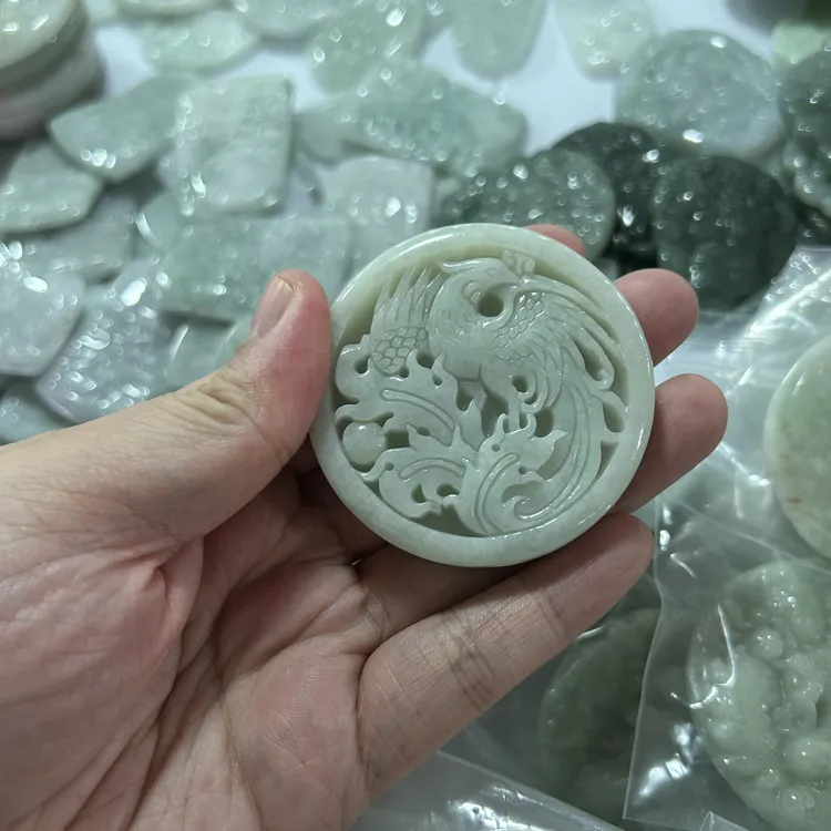 天然翡翠龙凤呈祥双面雕刻龙凤牌精雕