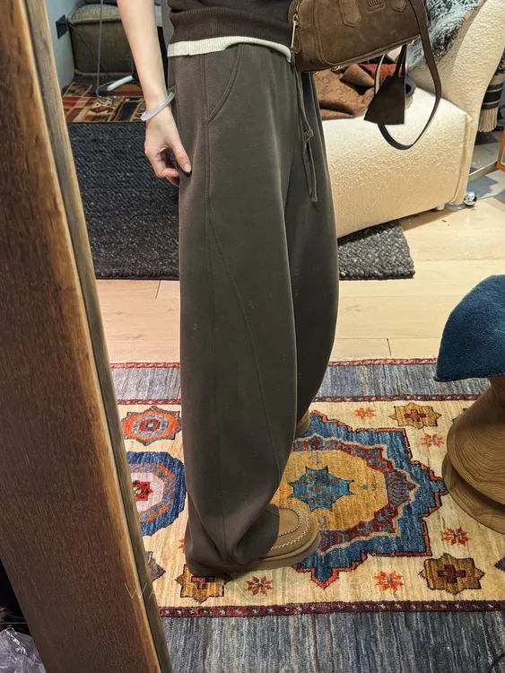 孕妇阔腿裤秋季休闲外穿新款流行百搭卫裤宽松时髦抽绳香蕉裤秋装