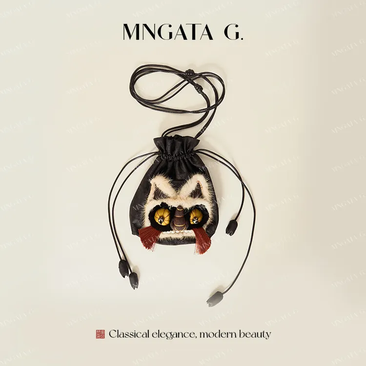 MNGATA G.宫小妍【贵州凯里虎头包】新中式时尚搭配小挂包5090901