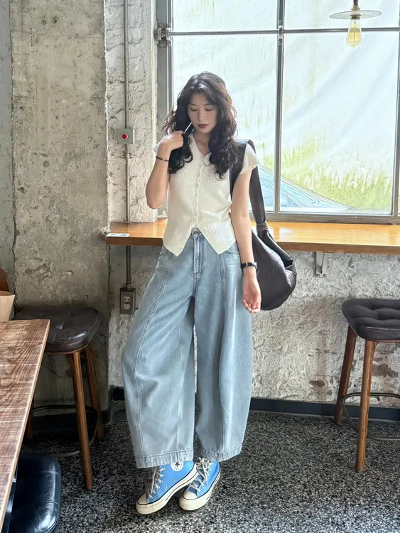 2025夏季新款高级感小飞袖v领针织开衫女短袖T恤上衣百搭牛仔裤