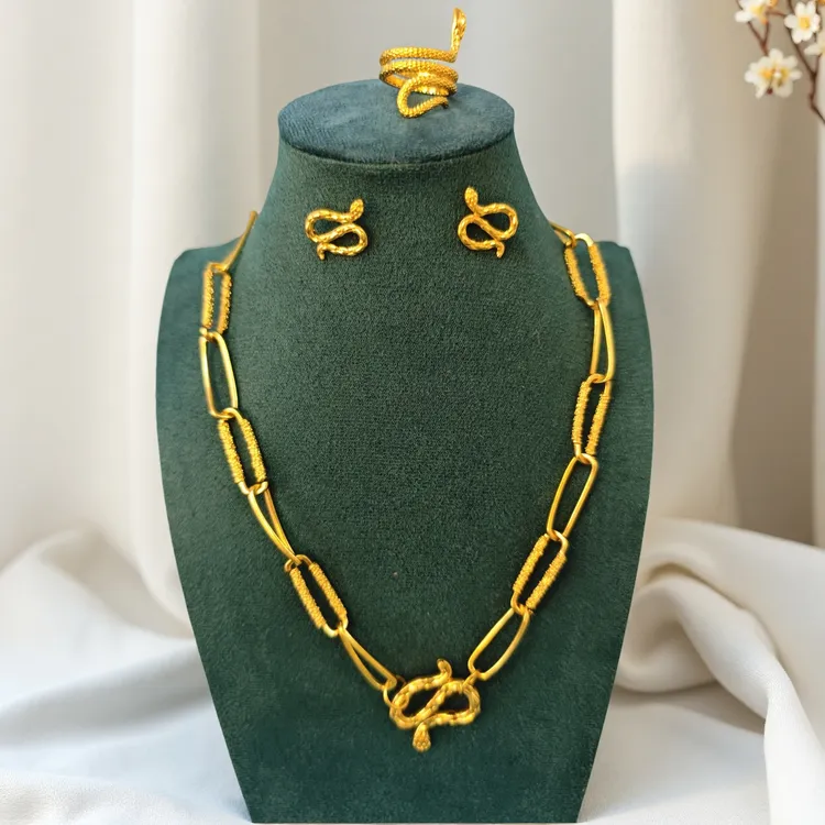 铜仿珍珠项链 休闲风女10CM及以上公主风素款可爱小众配饰百搭