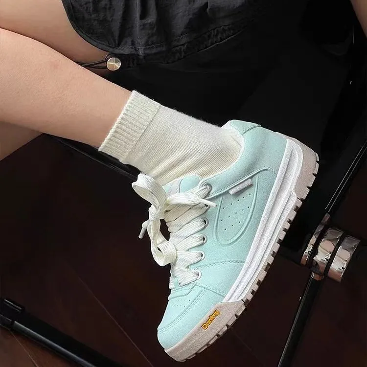 女鞋小白鞋百搭学生低帮鞋子运动鞋面包鞋女运动休闲滑板鞋皮低帮