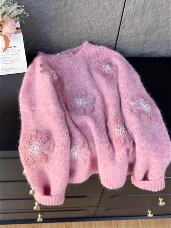 重工钉珠立体花朵针织衫女2025秋季新款软糯圆领毛衣宽松长袖上衣