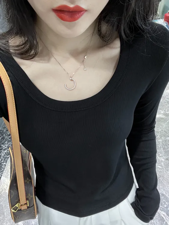 圆领打底衫女内搭长袖t恤女修身显瘦百搭黑色上衣纯色秋冬女装