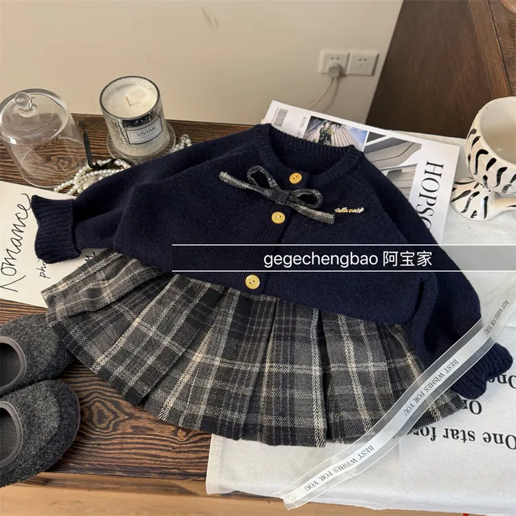 女童秋冬套装2025秋新款韩版童装女宝宝加厚两件套P672