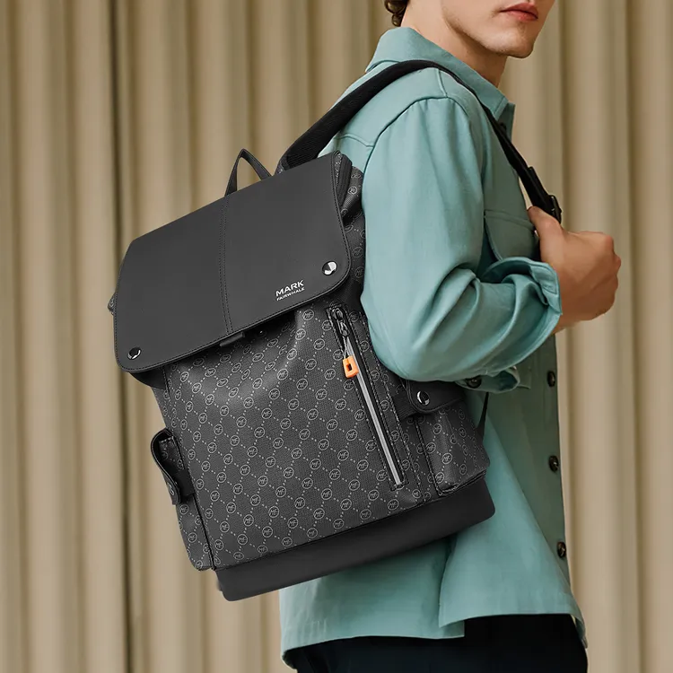 马克华菲双肩包男新款旅行背包通勤大容量电脑包高级感休闲女书包