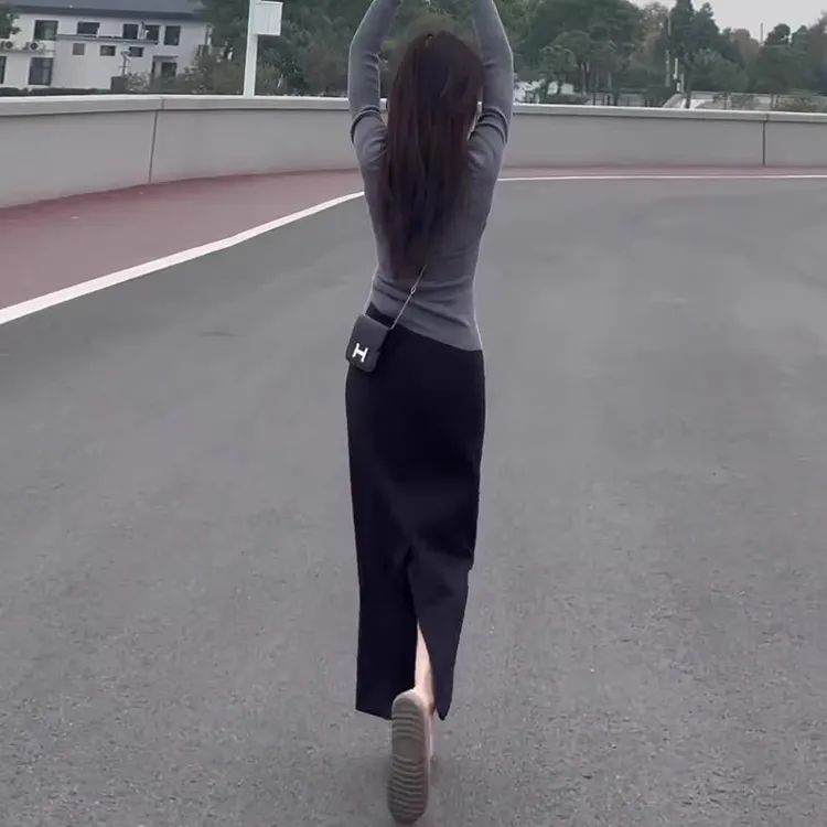 黑色西装半身裙女春秋新款高腰开叉直筒裙梨形身材巨好看包臀长裙