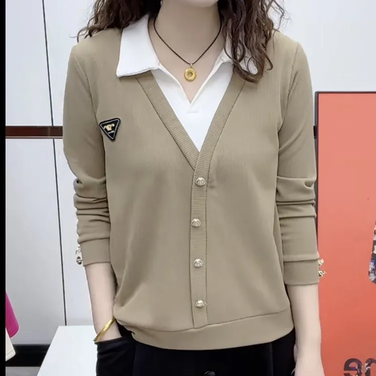 春秋假两件女款T恤