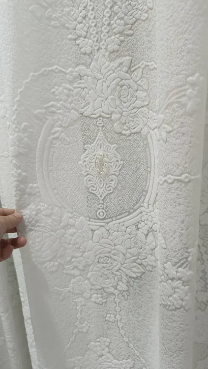 不透人吊篮珍珠纱—轻奢浮雕带钉珠窗纱