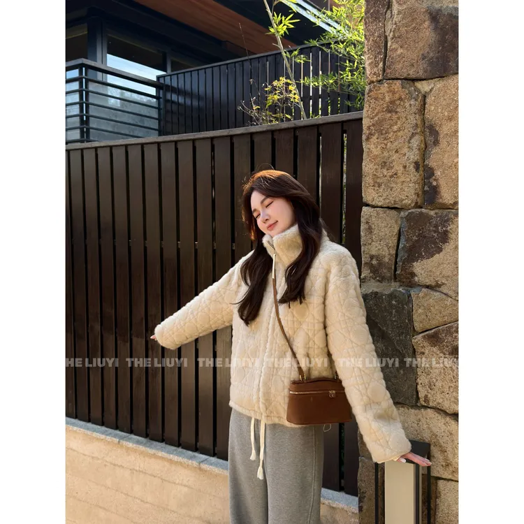【LIUYI】朦胧月光~菱形格压纹环保貂绒显瘦毛毛外套511248