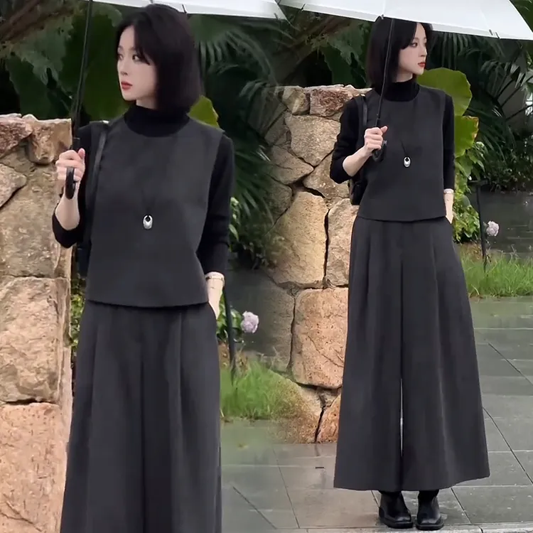 时尚气质套装女2025秋季新款洋气显瘦背心马甲打底衫阔腿裤三件套