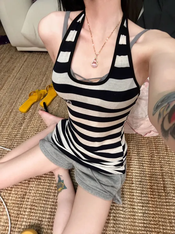 2025夏季新款时尚套装气质显瘦洋气休闲百搭背心条纹性感短裤套装