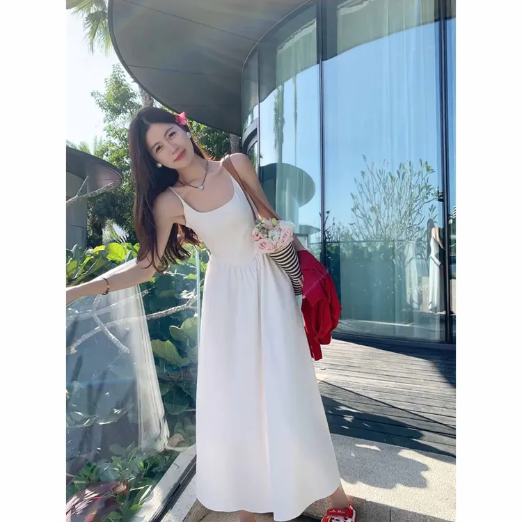 早春氛围感韩系穿搭两件套装早春新款红色开衫上衣减龄吊带连衣裙