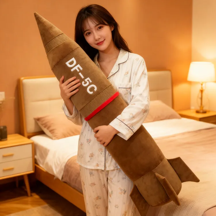 东风5c毛绒抱枕安全感满满DF-61高级震撼抱枕毛绒玩具送女朋友