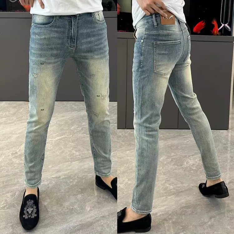 男士牛仔裤潮流印花男裤时尚破洞修身小脚裤长裤烫钻百搭个性裤子