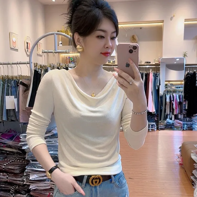 秋冬季2025新款荡领长袖T恤女设计感修身显瘦减龄洋气打底衫上衣