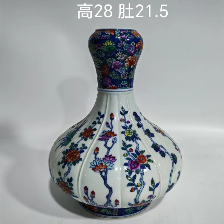 青花斗彩十二花神瓜凌蒜头瓶摆件