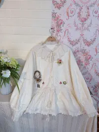 《米粒》83498花边领重工刺绣立体小女孩加绒加厚衬衫