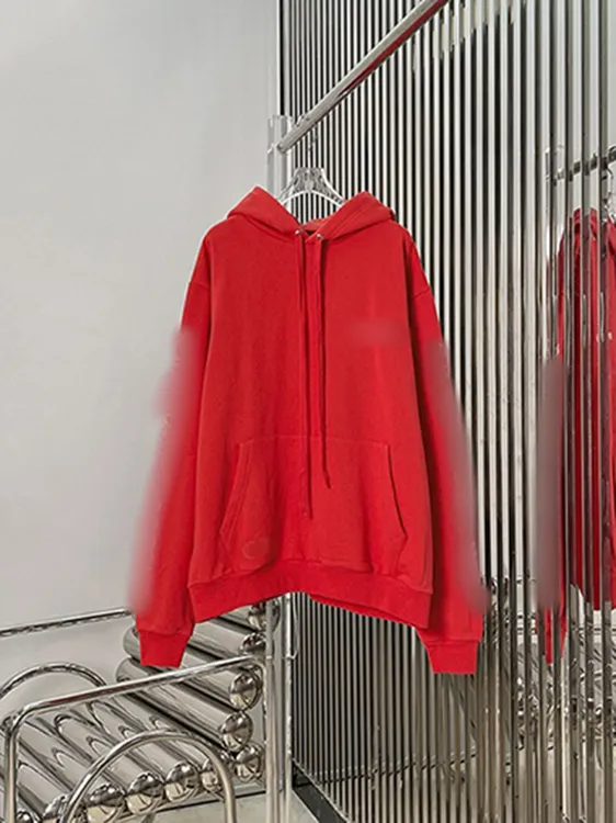 梵文连帽红色卫衣 花臂长袖口袋抽绳百搭上衣