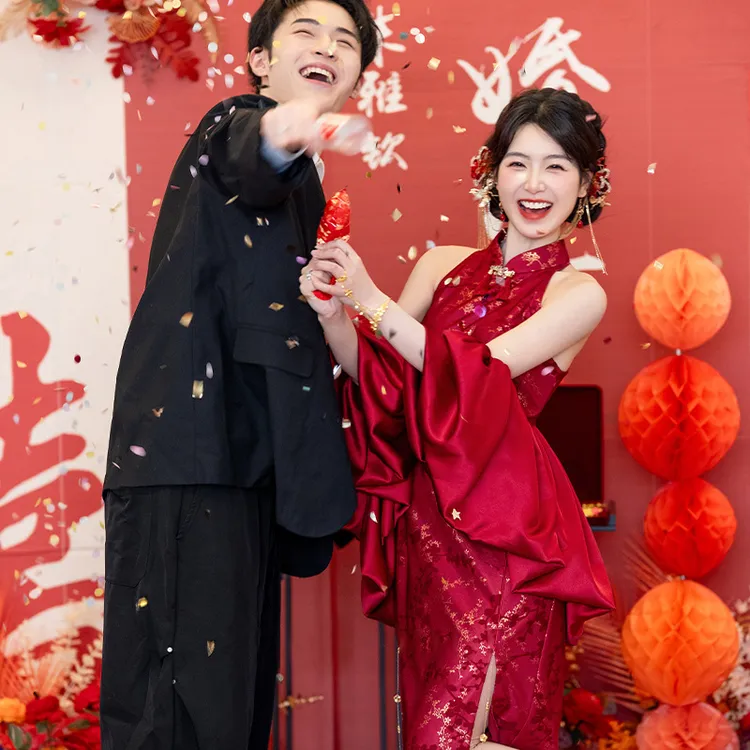 红色敬酒服旗袍2025新款女新中式晨袍新款新娘敬酒服结婚订婚礼服