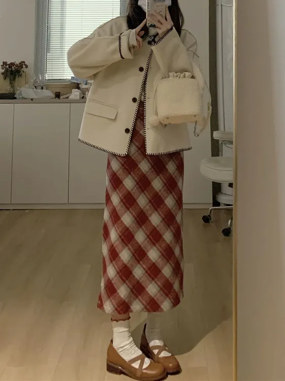 红色格子裙子女秋冬新款撞色高腰中长款小个子毛呢百搭半身直筒