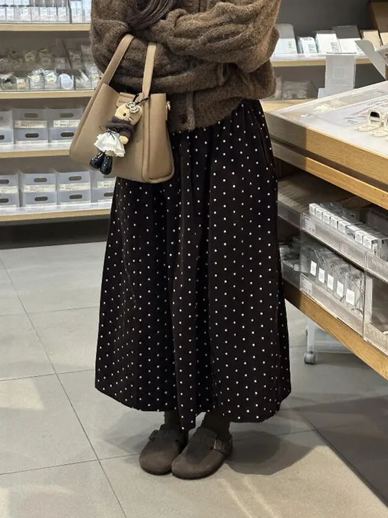 法式复古咖色灯芯绒波点半身裙女秋冬新款大码胖mm显瘦加绒A字裙