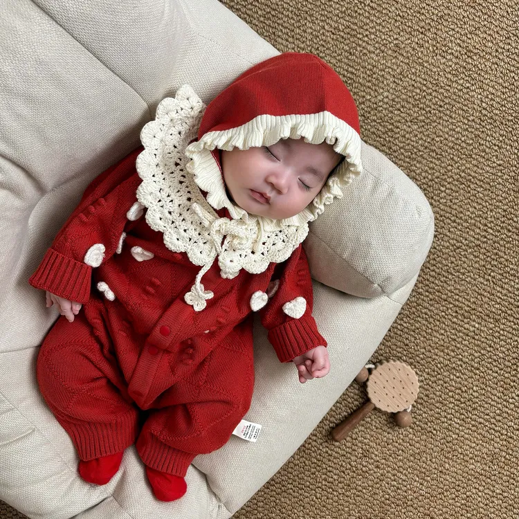 婴儿连体毛衣宝宝秋冬可爱衣服新生儿满月百天红色拜年外出服带帽