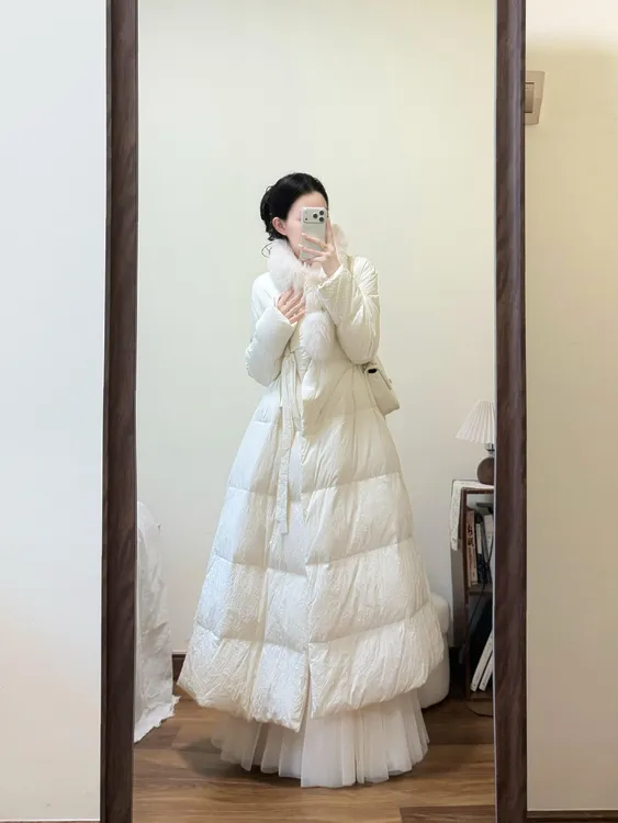秋冬穿搭一整套毛领中长款气质收腰保暖棉服外套搭白色内搭网纱裙