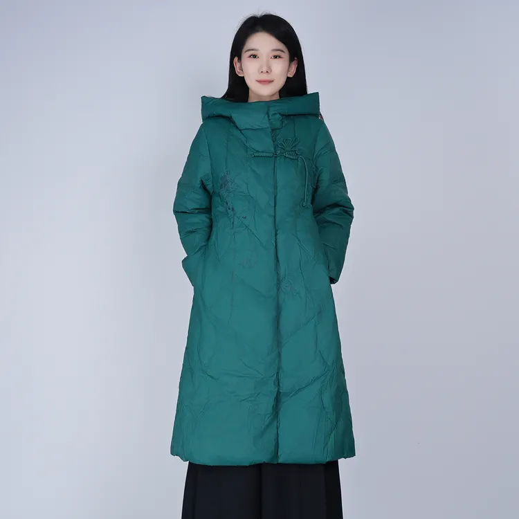 【白鸭绒】冬季保暖加厚气质女士长款连帽减龄羽绒服WH050078936