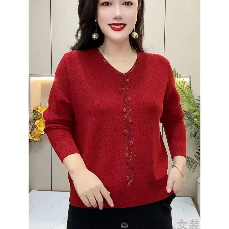 新款中年妈妈装时尚百搭纯色V领舒适宽松针织打底衫减龄女士毛衣