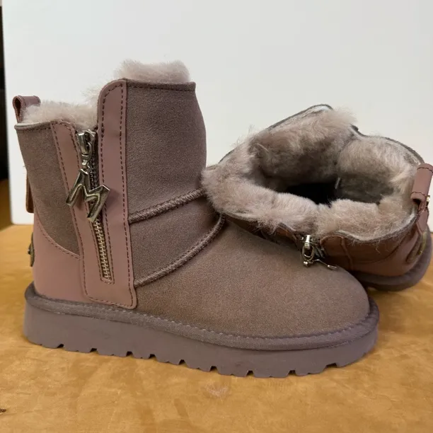 性价比福利蒙古冬季户外抗寒女士真皮真毛橡胶防滑加厚保暖女靴