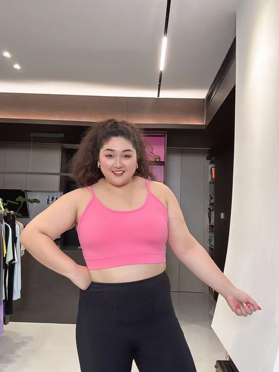 励志女孩{云感面料}大码可调节肩带速干透气高强度运动文胸WX-422