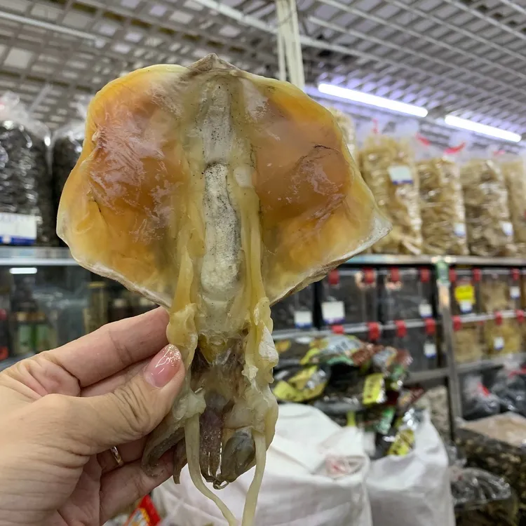 【翠凤】血墨渔民吊晒墨鱼干日赏煲汤搭配莲藕花生米煲排骨汤海鲜