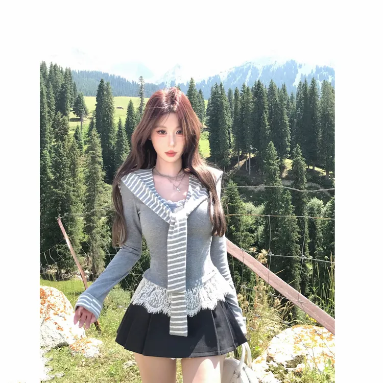 Mejiu蜜九山谷晖恋纯欲辣妹风海军领撞色条纹上衣百褶半裙套装