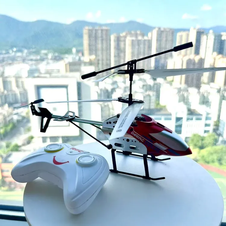 艾【礼盒装充电版炫酷灯光】遥控感应悬浮直升飞机儿童益智玩具