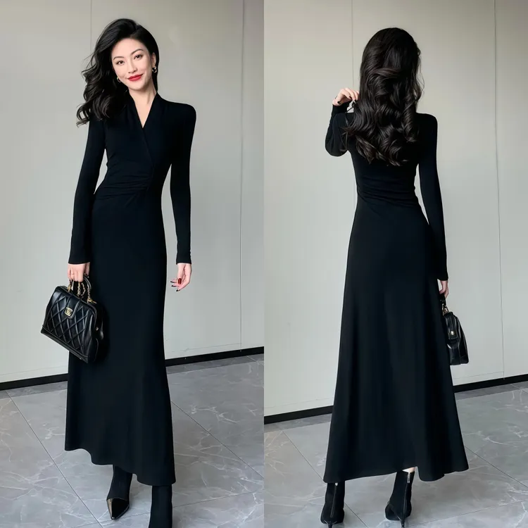 赫本风黑色v领长袖连衣裙女2025秋季新款高级感收腰显瘦气质长裙