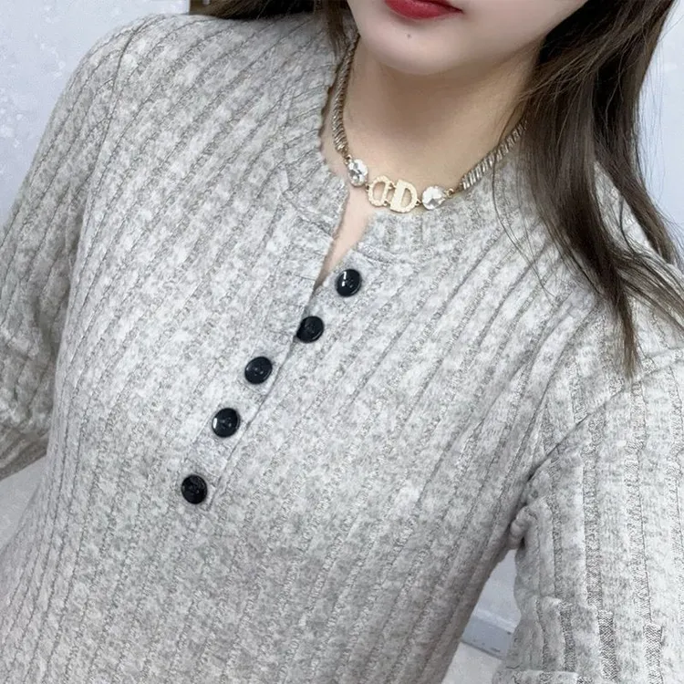 大码设计感半开领纽扣长袖T恤女秋冬季新款胖mm宽松显瘦百搭上衣