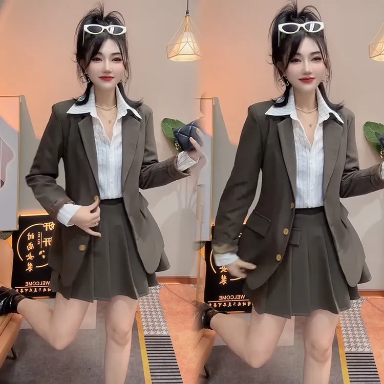 2025秋季新款时尚显瘦气质网红高档女高级百搭宽松大码裙子三件套