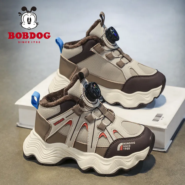 Bobdog/巴布豆冬季皮面加绒运动旋转纽扣运动鞋男女童跑步童鞋