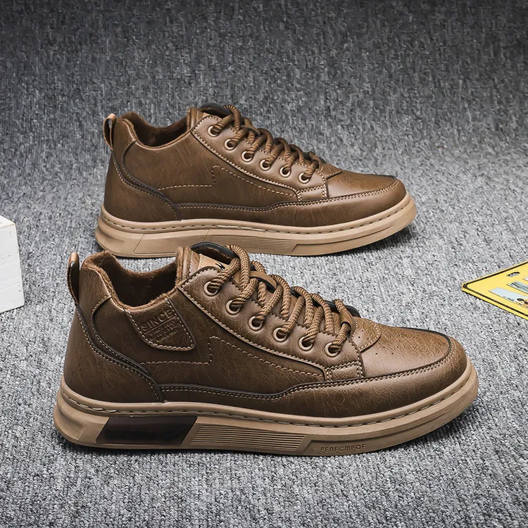 2025秋冬款新款板鞋男款透气防滑运动百搭鞋子男鞋加绒保暖工作