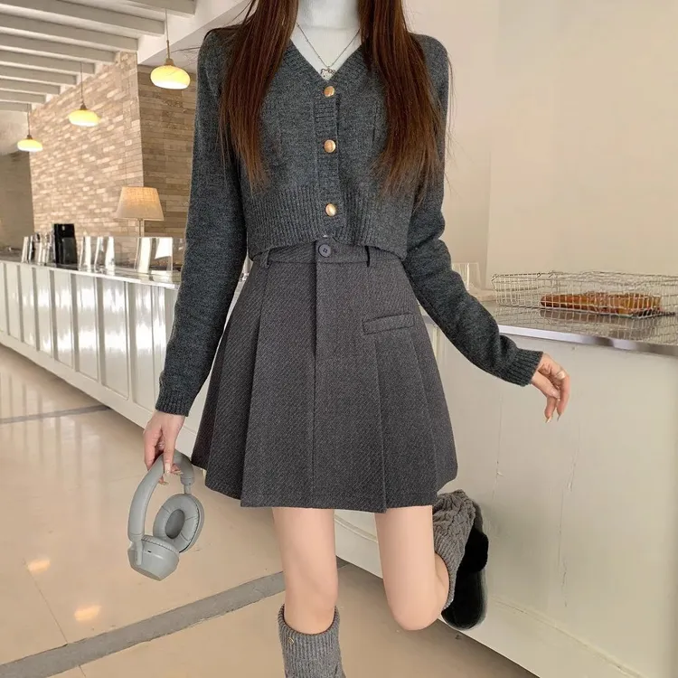 厚款大码高腰显瘦灰色百褶裙秋冬加厚毛呢半身裙防走光a字裙遮胯