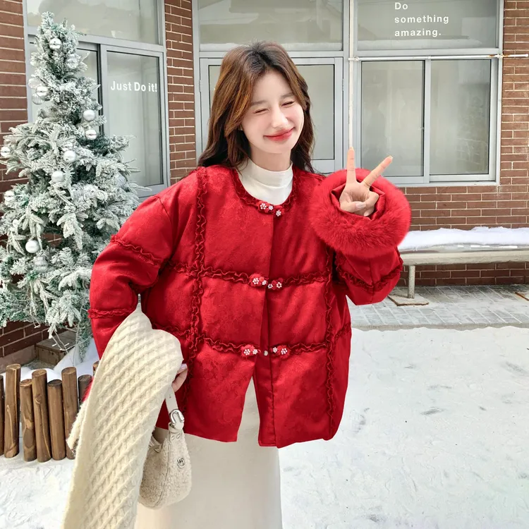 圣诞新年红新中式国风短款羽绒服女款冬季加厚狐狸毛拼接保暖外套