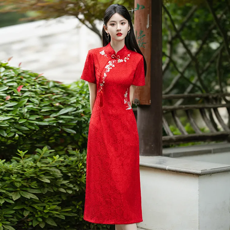 2025夏短袖红色刺绣流苏高档收腰显瘦蕾丝改良旗袍敬酒服送考助考