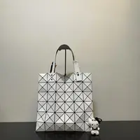 95新/包包/三宅一生/250225SW0006