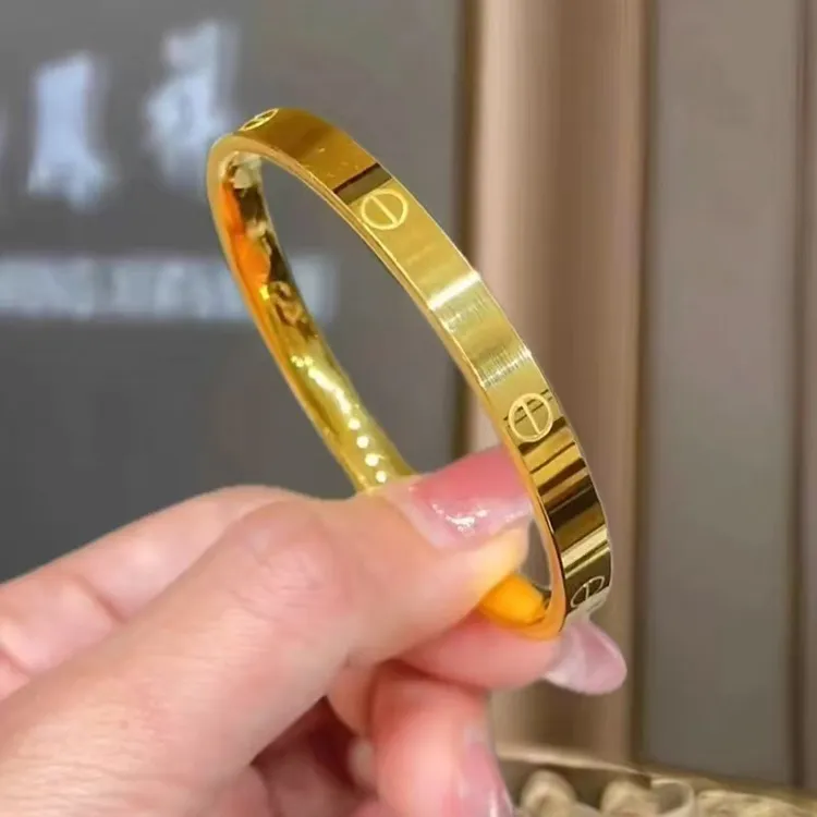 铜合金手镯 光面卡家手镯女款一字螺纹设计镯子轻奢高级感仿真金