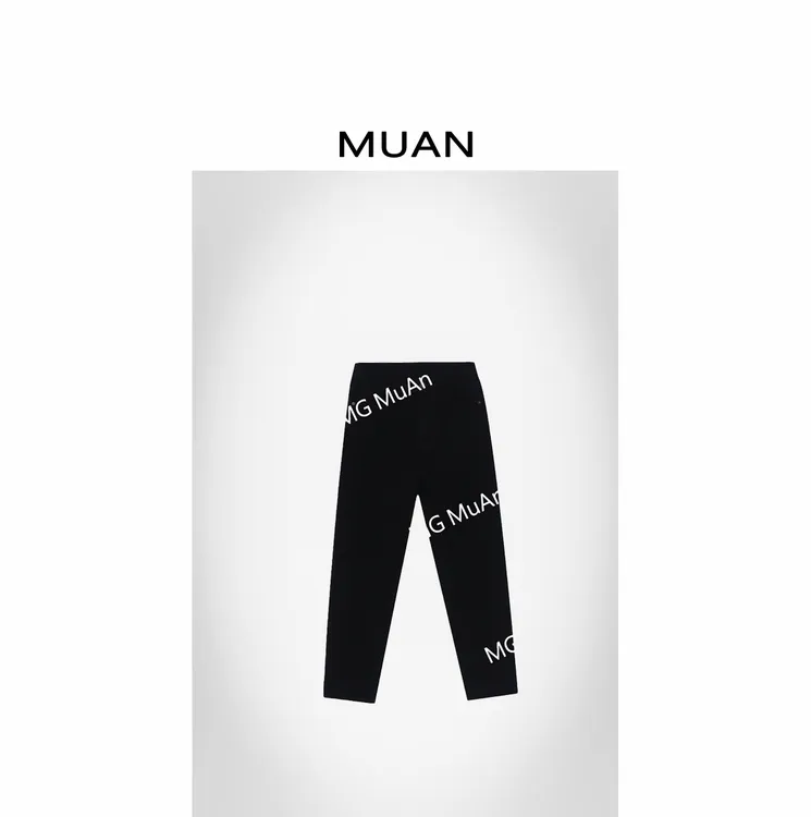 木岸MUAN：《黑色小法棍》定制四面弹直筒法棍牛仔裤女F8-8876