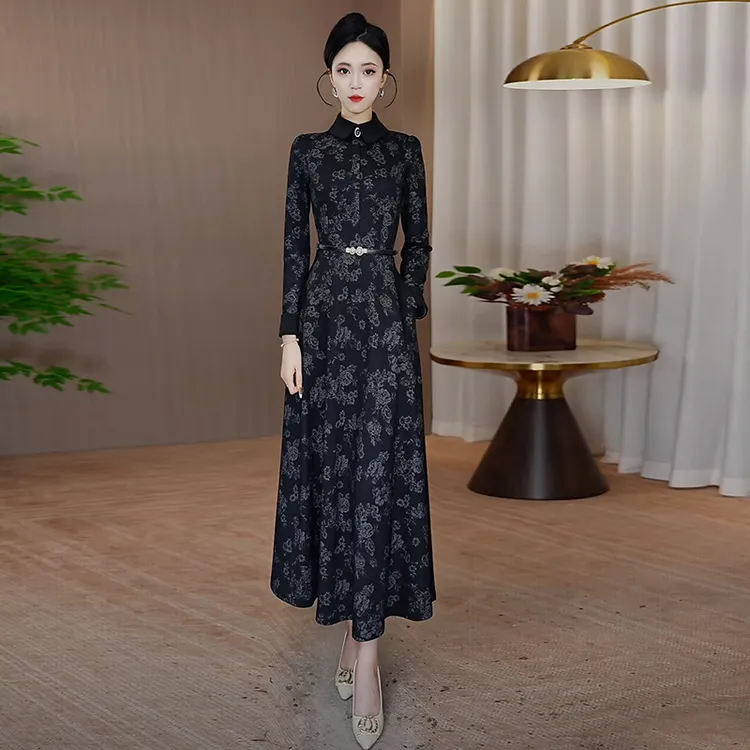 秋冬连衣裙女2025新款修身显瘦气质长袖裙子时尚优雅轻奢收腰长裙