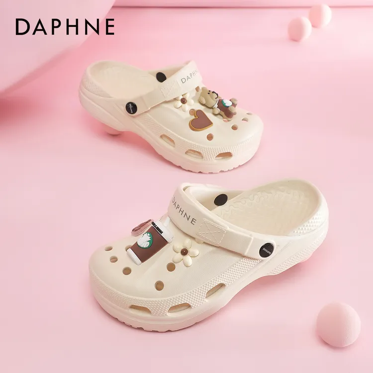 达芙妮厚底洞洞鞋女2025新款夏季一脚蹬包头沙滩拖鞋防滑外穿凉鞋