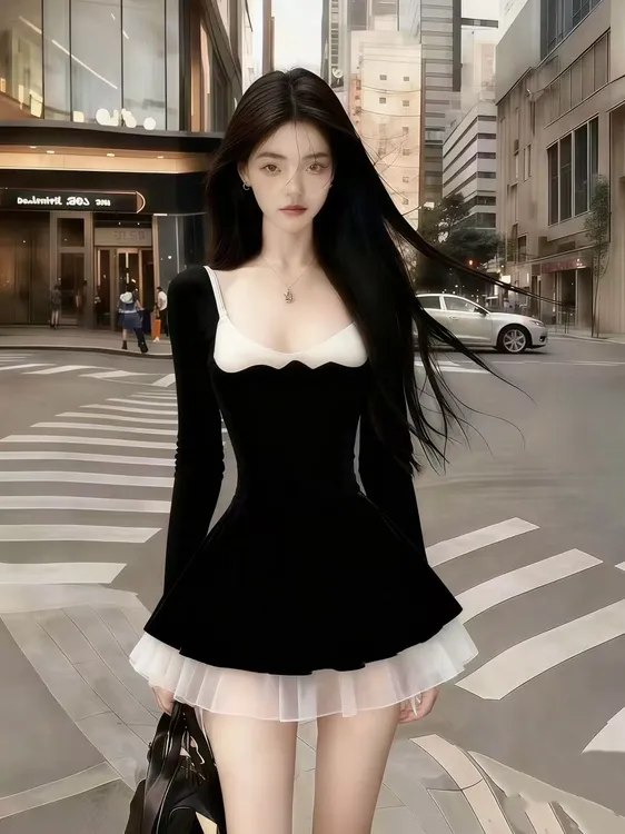 新款氛围感千金风黑色U领修身长袖收腰裙摆拼接网纱设计感连衣裙